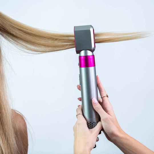 5 in 1 Magic hair straightener - Style your hair without damaging it